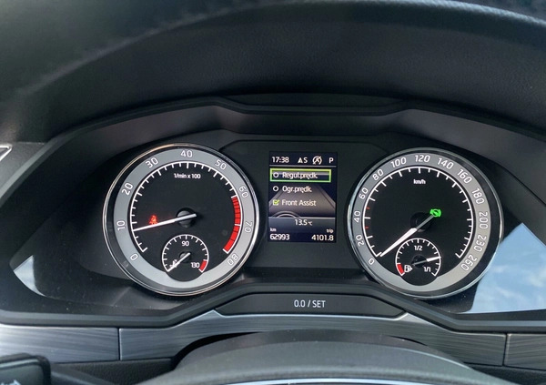 Skoda Superb cena 94900 przebieg: 62982, rok produkcji 2021 z Ryki małe 379